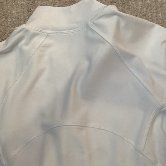 It’s rulu cropped half zip size 0 - Picture 7 of 7